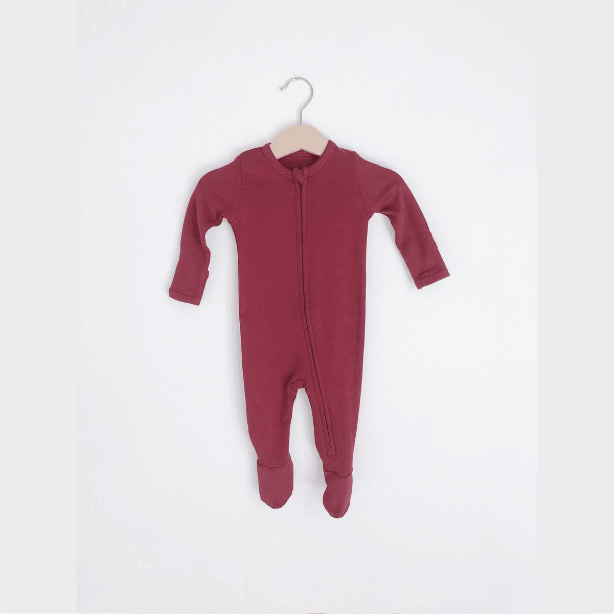 Modern Burlap Solid Color Organic Zip Footies Maroon - New Baby New Paltz