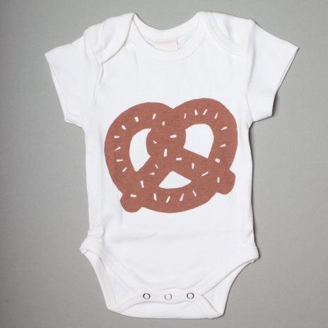 Estella Organic Jersey Baby Gift Set - Pretzel - 0-3M - New Baby New Paltz